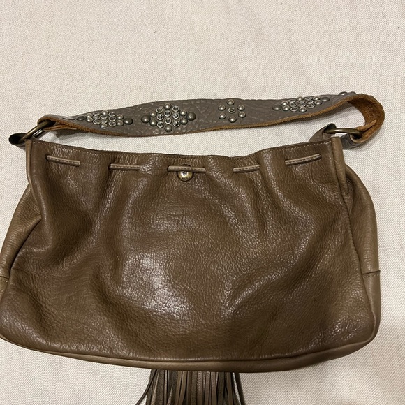 Two Bar West McFadin Leather Shoulder Bag - Picture 3 of 11